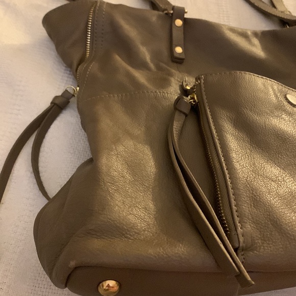 🎉HP🎉Kooba leather shoulder bag - Picture 4 of 13